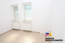 Lokal o pow.74,40 m.kw. na Os. SŁonecznym